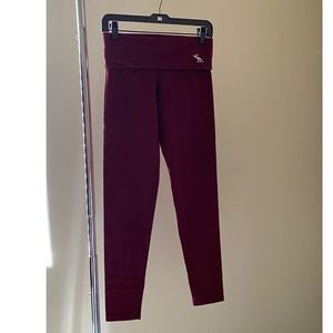 A&F maroon yoga leggings.